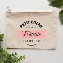 Charger l&#39;image dans la galerie, Transfert Thermocollant &quot; Petit Bazar d&#39;une Mamie incroyable&quot;
